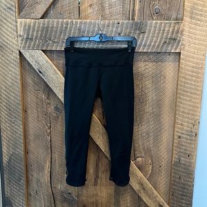 Lululemon Black Leggings with Mesh detail Size 6